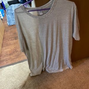 Mens xxl too big for me never worn